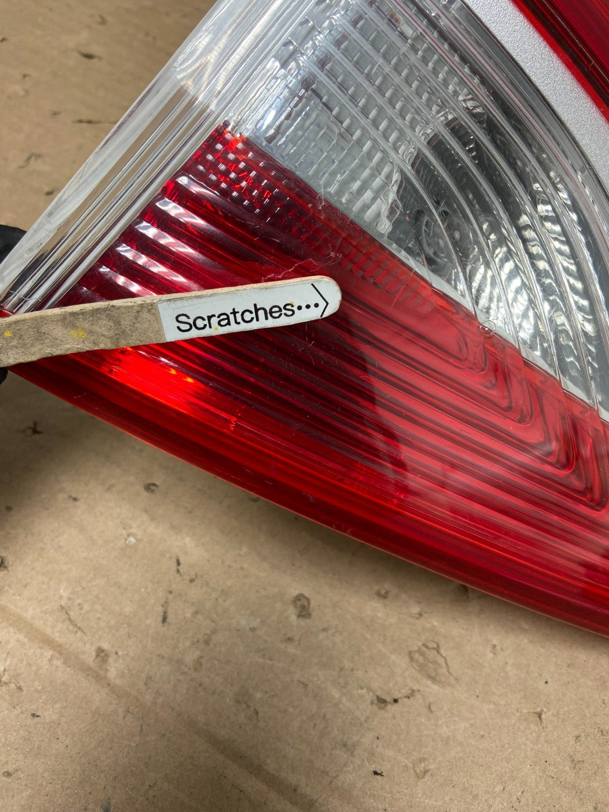 2013 to 2016 Ford Escape Right Passenger RH Side Inner Tail Light OEM AB0072 LK3