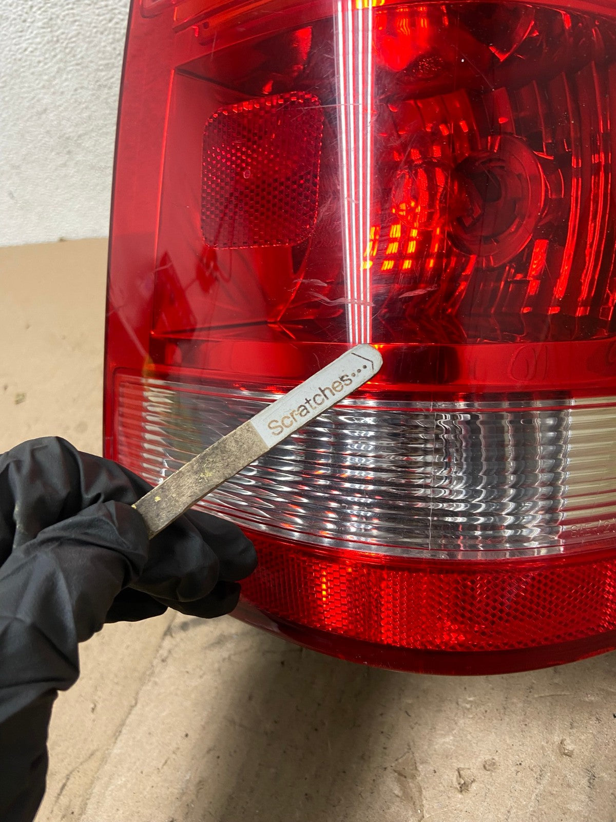2008 to 2012 Ford Escape Right Passenger RH Side Tail Light AG4816 LK5
