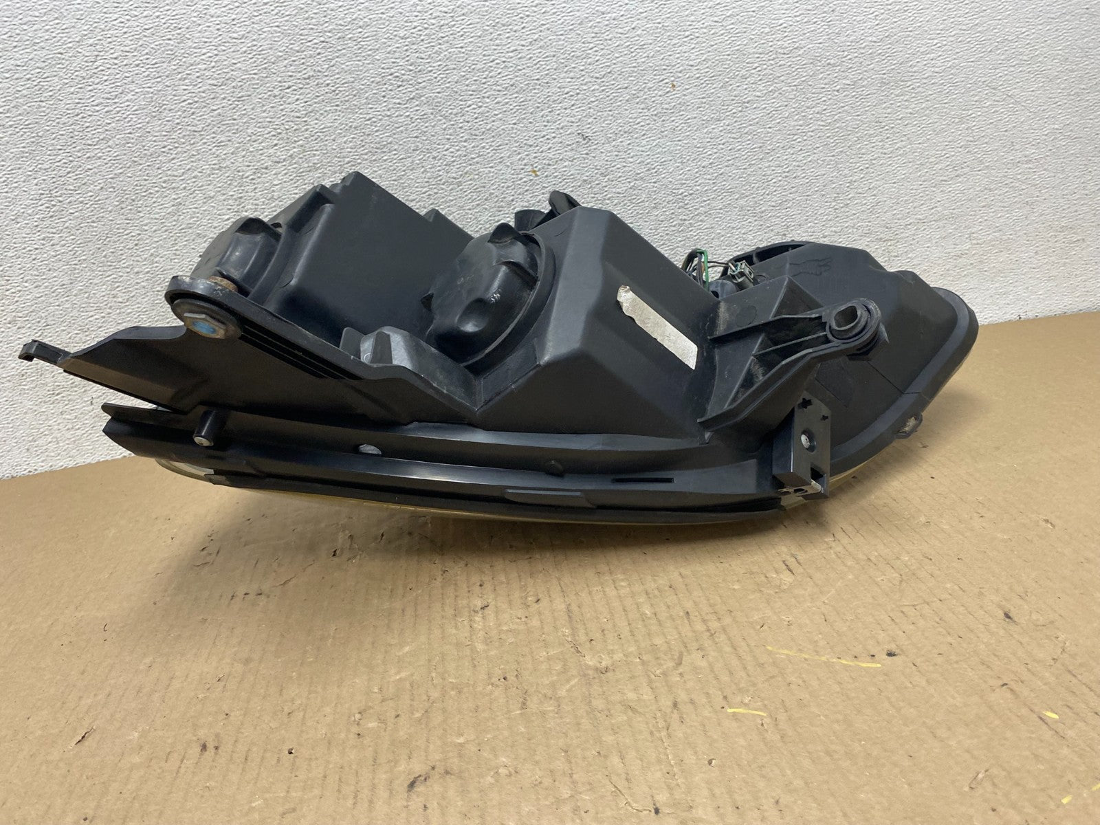 2007-2012 Gmc Acadia Halogen Headlight Right Passenger Side AG7976 DW4
