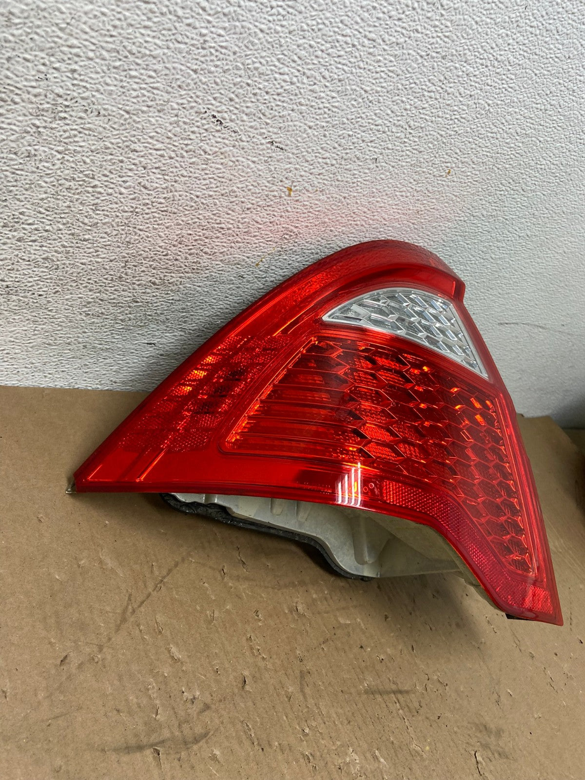 2010 2011 2012 Ford Fusion Left Driver LH Side Tail Light AD7738 LK2