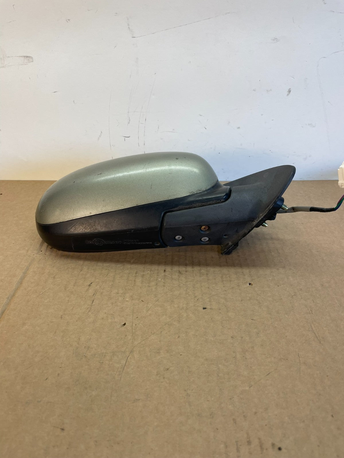 2000 to 2004 Infiniti i30 i35 Front Right Passenger View Door Mirror AG2714 MS3