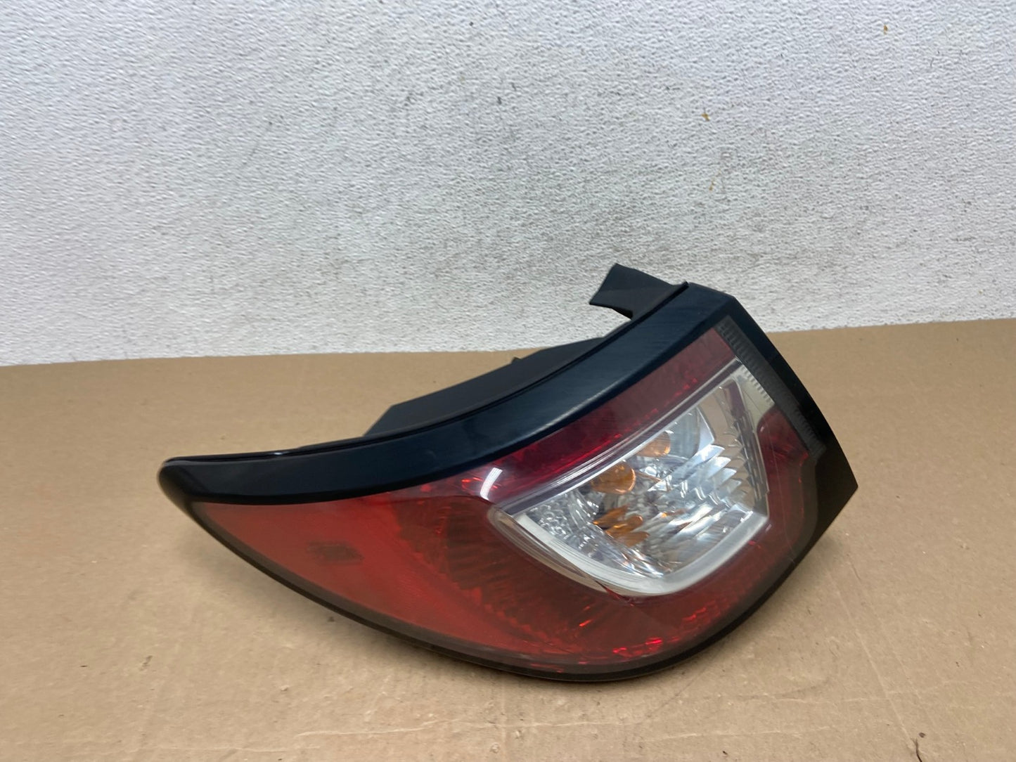 2013 to 2017 Chevrolet Traverse Left Driver LH Side Tail Light AE4973 LK2