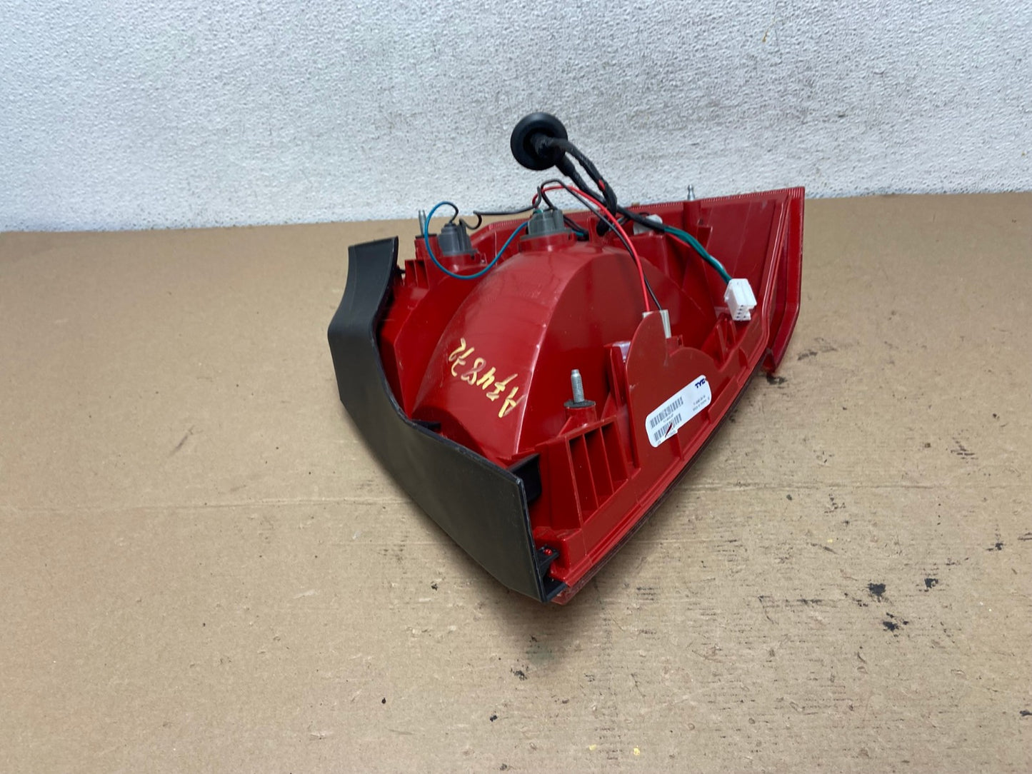 2004 2005 2006 Mitsubishi Galant Sedan Left Driver Lh Tail Light AF4872 LK5