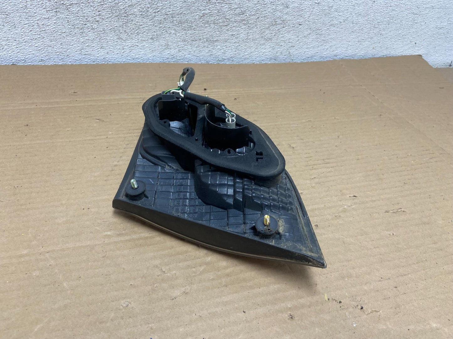 2002 2003 2004 Lexus ES300 ES330 Left Driver Lh Inner Tail Light AG8870 DW5