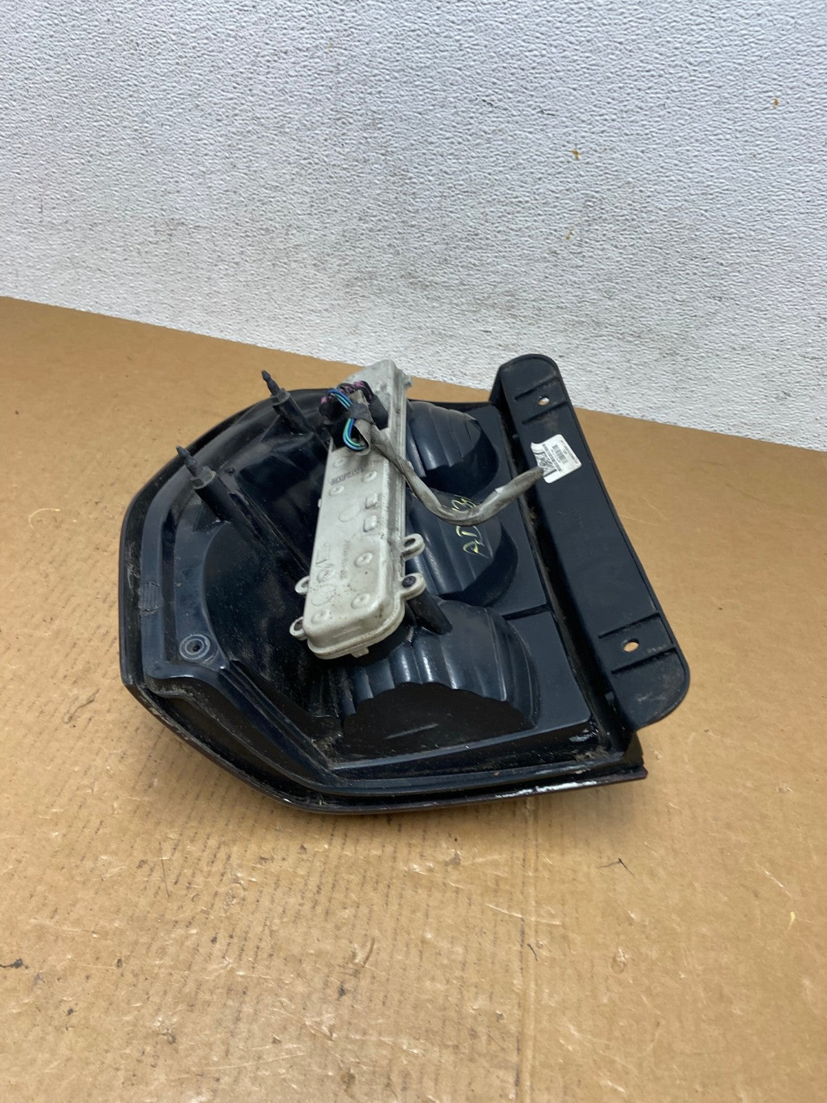 2002 to 2009 Chevrolet Trailblazer Right Passenger Rh Tail Light AD9301 LK7