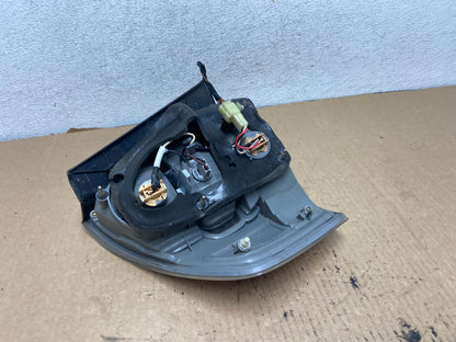 2005 to 2007 Subaru Legacy Outback Right Passenger RH Tail Light AG2106 LK5