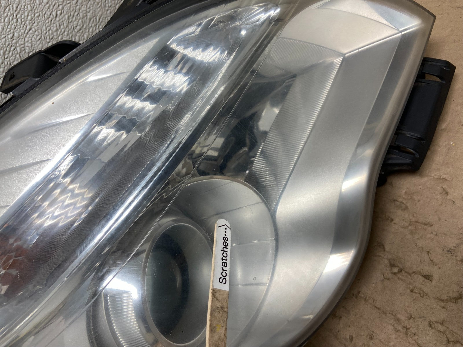 2010-2015 Chevrolet Equinox Right Passenger Halogen Projector Headlight Z6447 DW3