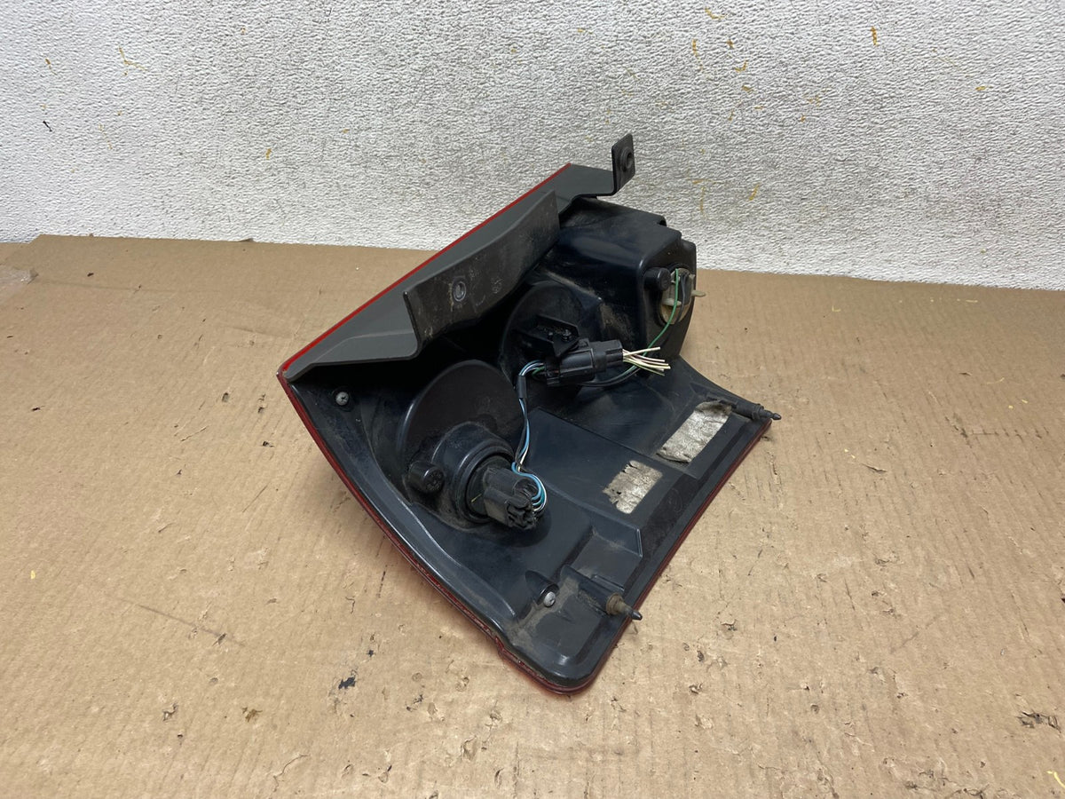 2011 - 2018 Dodge Grand Caravan Right Passenger RH Tail Light Led AH5940 LK4