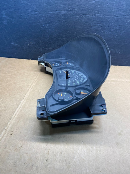 2004 to 2007 Chevrolet Express Speedometer Cluster Gauge AD3674 DG2
