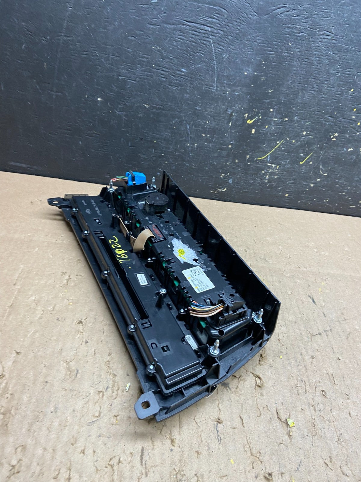2011-2015 BMW F10 535i 550i Heater Ac Climate Radio Stereo Control OEM T6022 DG3