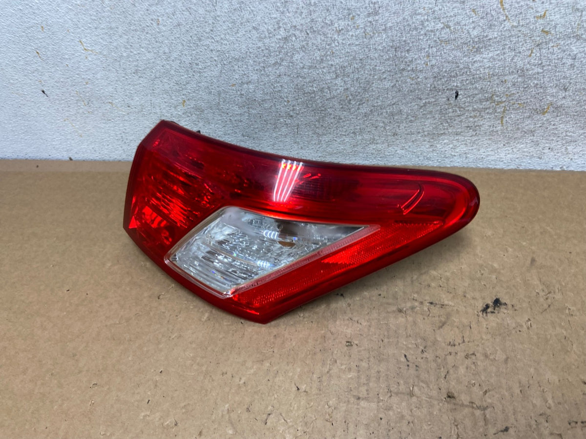 2007 - 2009 Lexus ES350 Right Passenger Side Tail Light AI3546 LK1