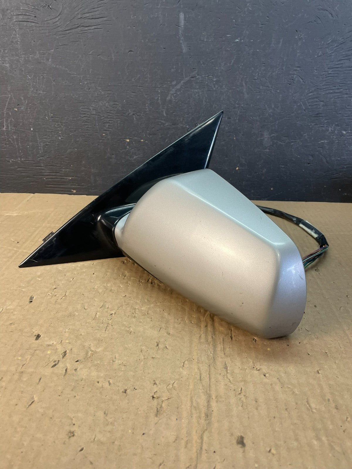 2005 to 2011 Cadillac STS Left Driver LH View Door Mirror AC9923 DW1