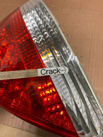2002 to 2005 BMW 7-Series 745i 760i Right Passenger Tail Light Oem M1090 DW5