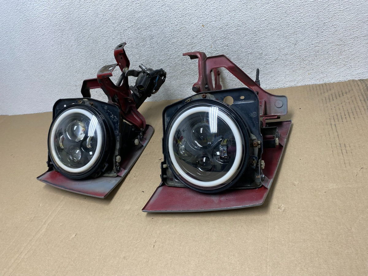 1990 to 1997 Mazda MX-5 Miata Left+Right Headlights AG68151