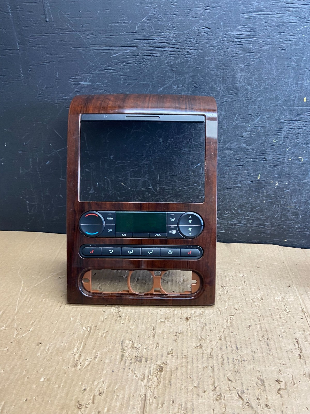 2004 to 2008 Ford F150 Radio Climate Dash Bezel Surround Black AF1508 DG0