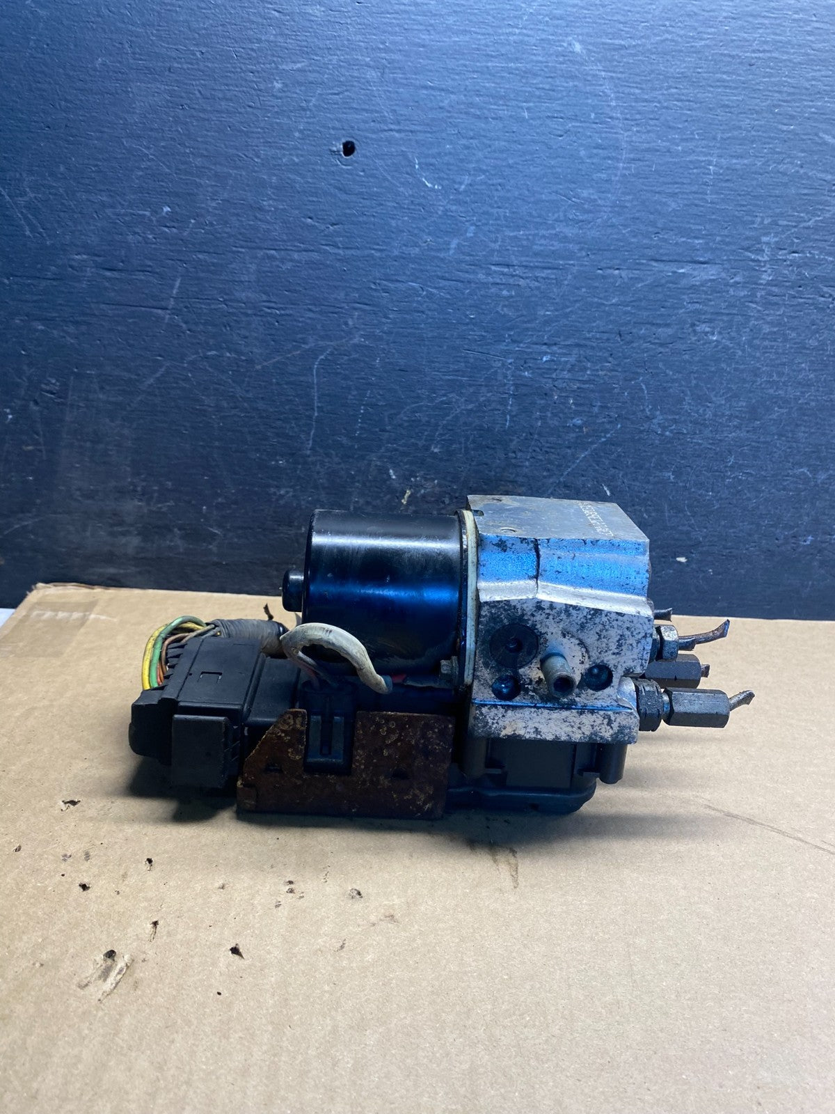 2003 - 2007 Ford E250 E350 ABS Anti Lock Brake Pump Module af8931 DG2