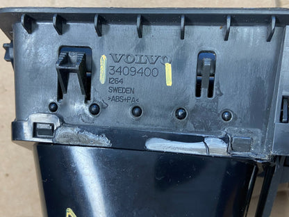 2003 to 2014 Volvo XC90 Center Dash Bezel Hazard Switch Air Vent AF1773 DG5