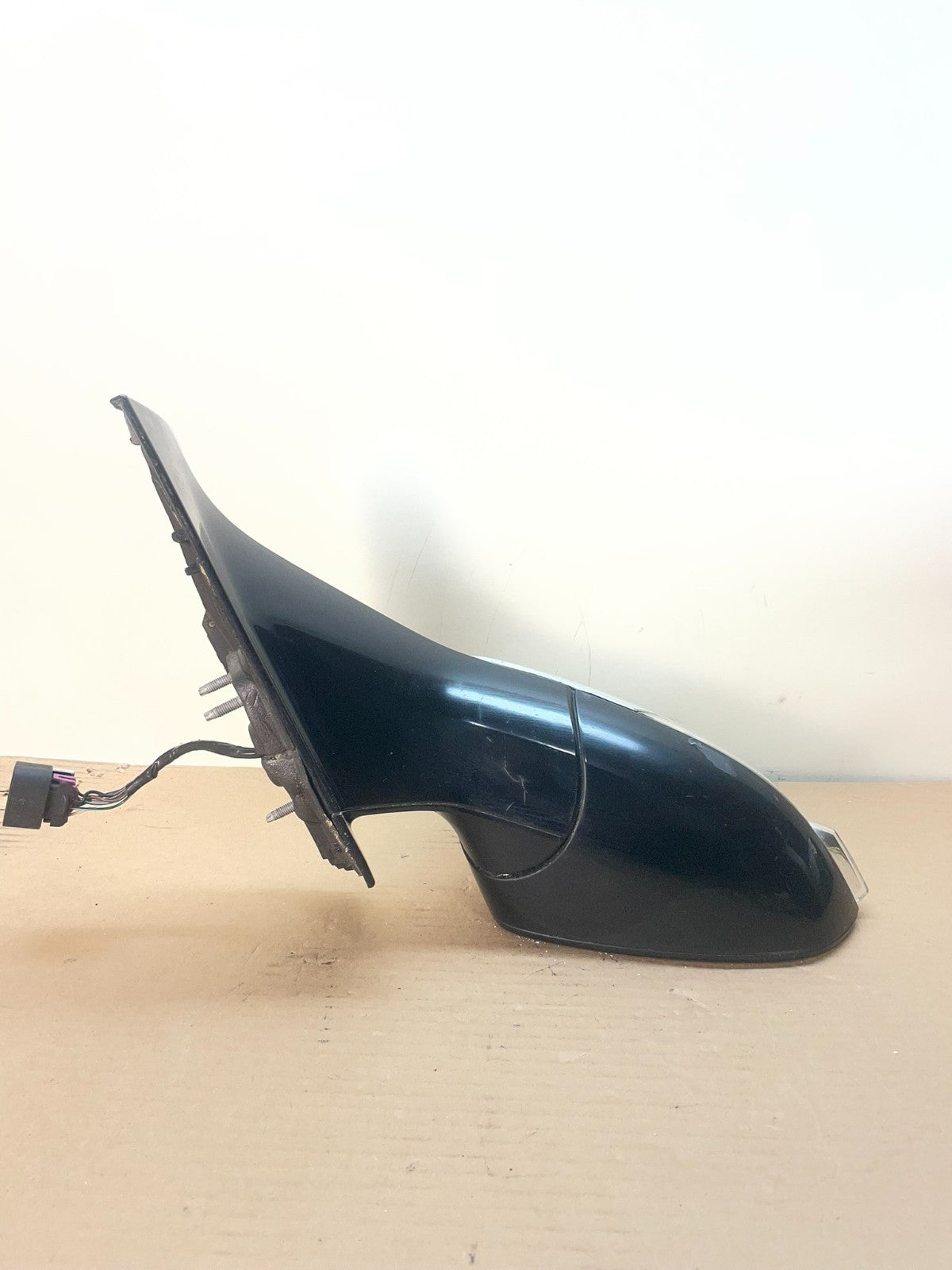 2011 to 2015 Chevrolet Volt Left Driver View Door Mirror ah8798 DG3