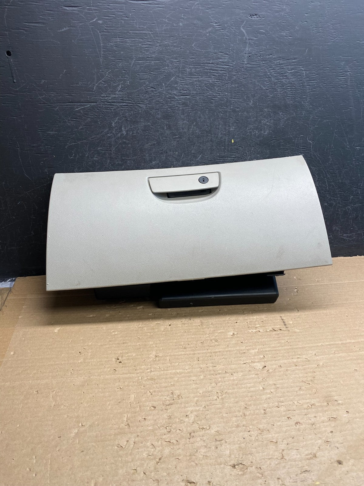 2006-2014 Dodge Charger Challenger Front Right RH Storage Glove Box AG8346 DG0