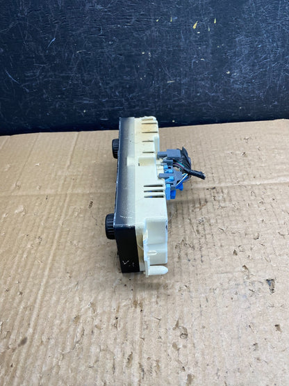 2003 to 2006 Chevrolet Silverado HVAC Heater Climate Control Module AC9628 DG2