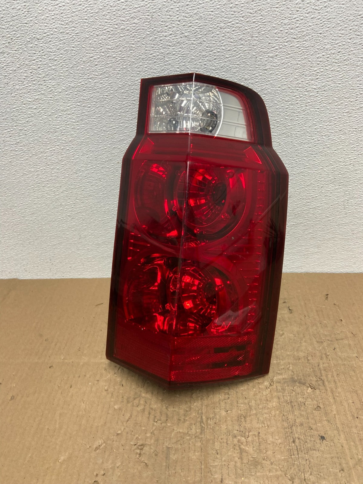 2006 to 2010 Jeep Commander Right Passenger Side Tail Light OEM AB8516 DW0