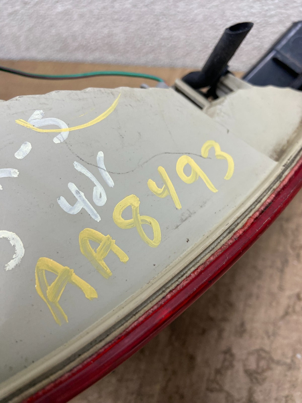 2000 to 2002  Kia Rio Sedan Right Passenger RH   Tail Light OEM AA8493 DG8