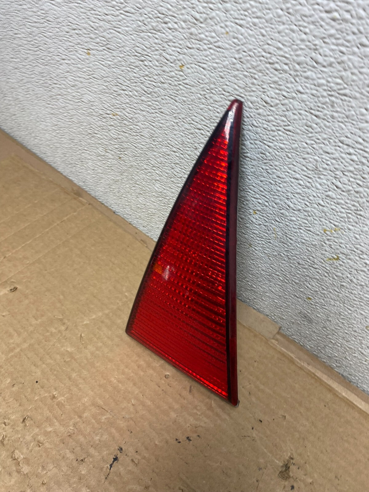 2006-2008 Mitsubishi Endeavor Right Passenger Side Inner Tail Light N9856 DW1