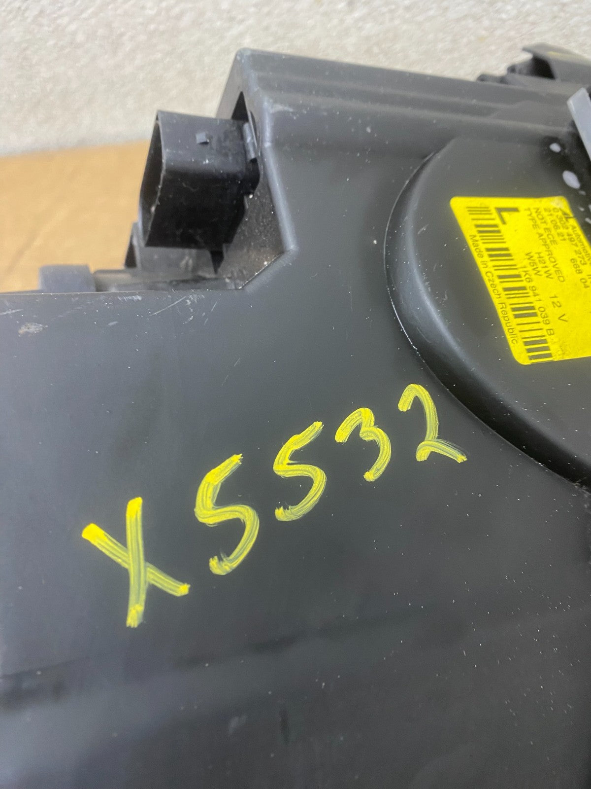 2006 to 2009 Volkswagen Jetta Golf Left Driver HID Xenon Headlight Oem X5532 DW10