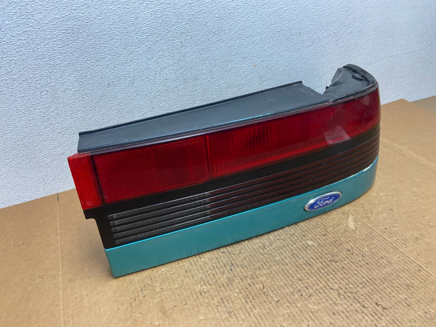 1990 to 1992 Ford Probe GT Passenger Right Side Tail Light ae1532 DG2