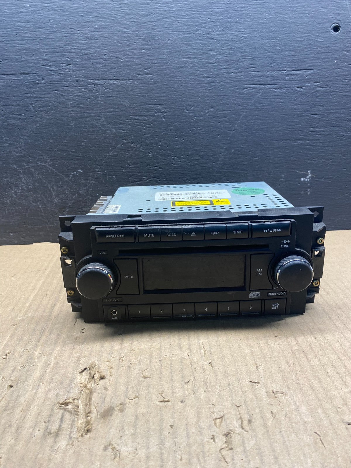 2005 2008 Jeep Dodge Chrysler Screen Display CD Player Satellite Radio AC2434 DG0