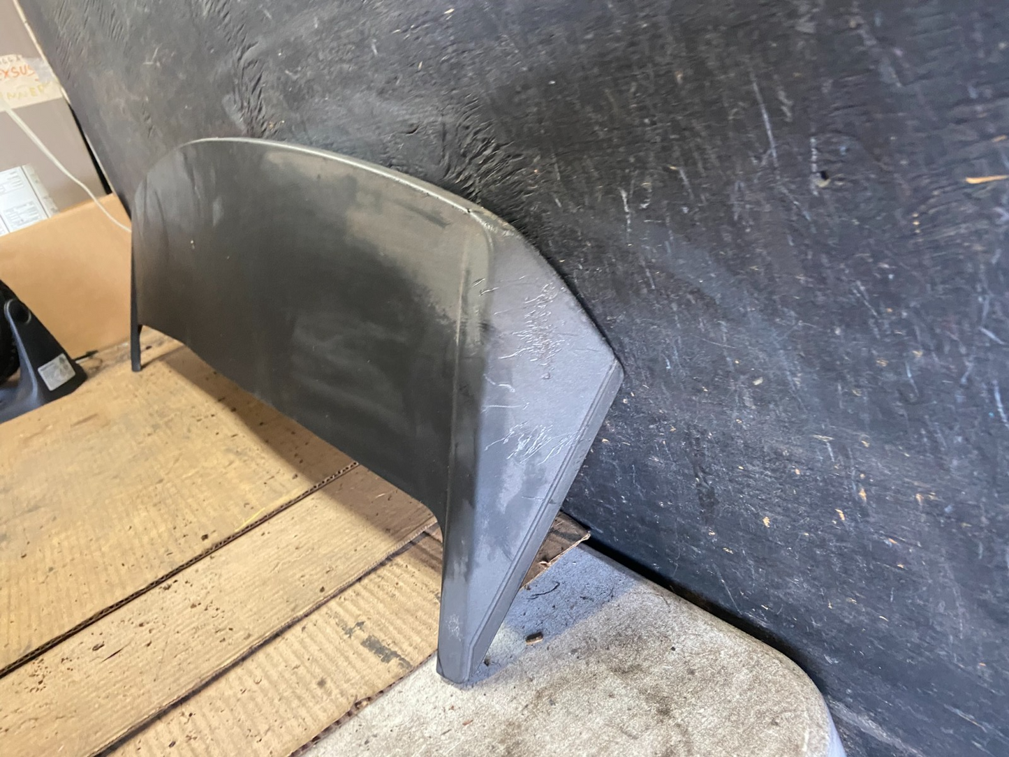 2007 to 2012 Dodge Caliber Rear Trunk Spoiler R2049 DG1