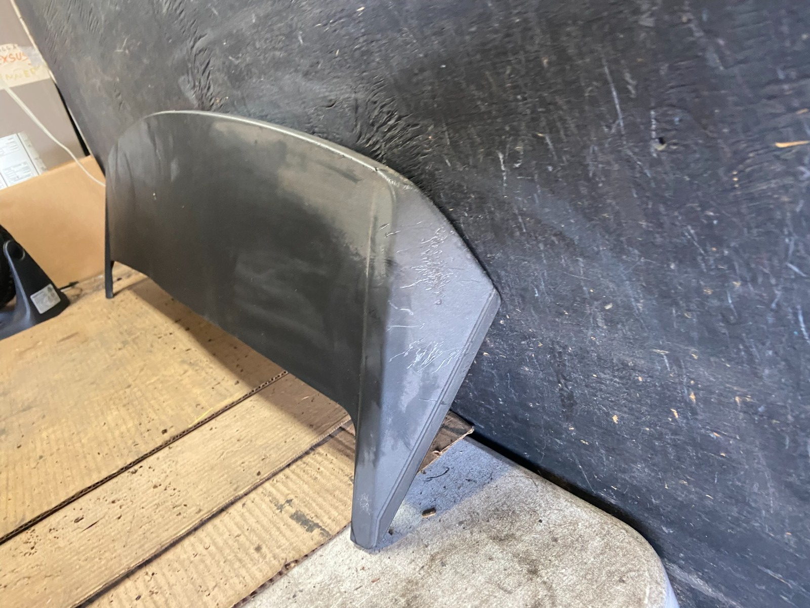 2007 to 2012 Dodge Caliber Rear Trunk Spoiler R2049 DG1