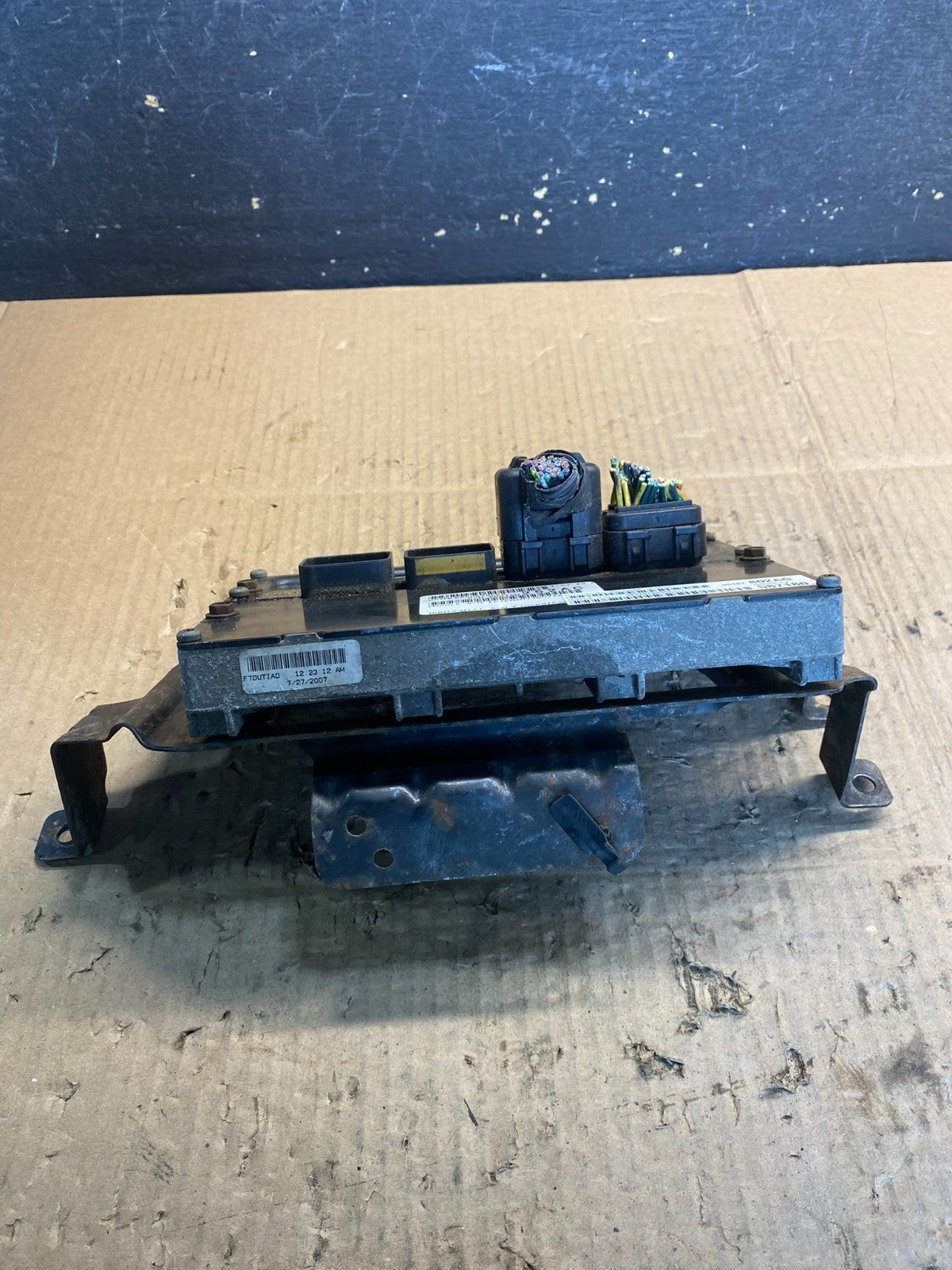 2008 Chrysler Caravan Town & Country 3.8L Engine Control p05187802ag AA7552 DG0