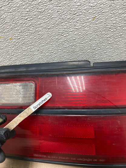 1988 - 1992 Toyota Corolla Right Passenger RH Side Tail light aa0464 DG3