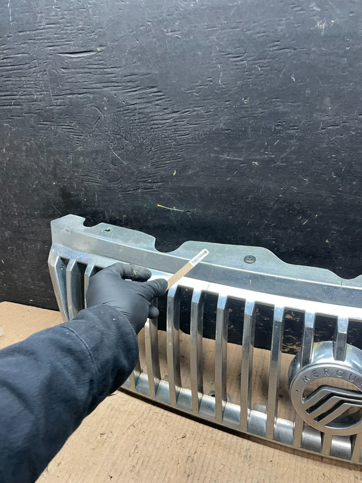 2002 to 2005 Mercury Mountaineer Front Upper Grill Grille Aftermarket U6090 DG7