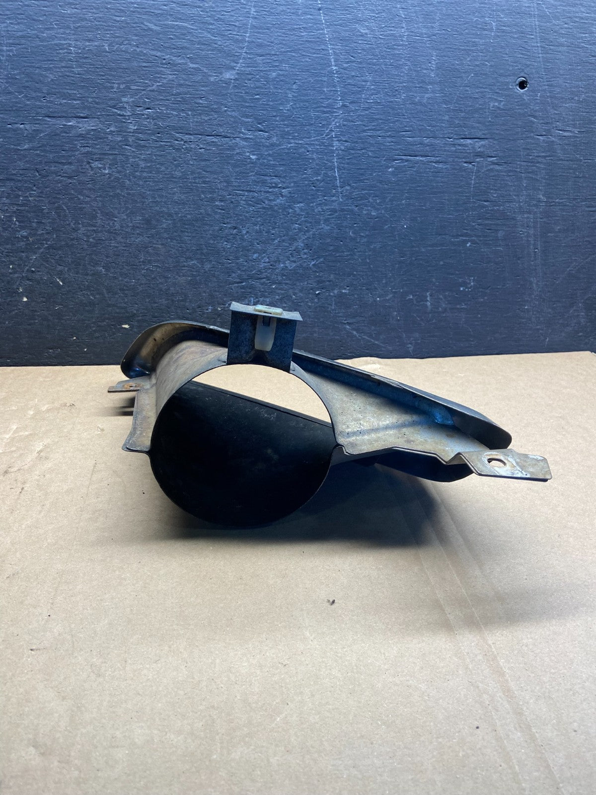 2013 to 2016 Lincoln MKZ Rear Passenger Side Exhaust Tip Shield AF93013
