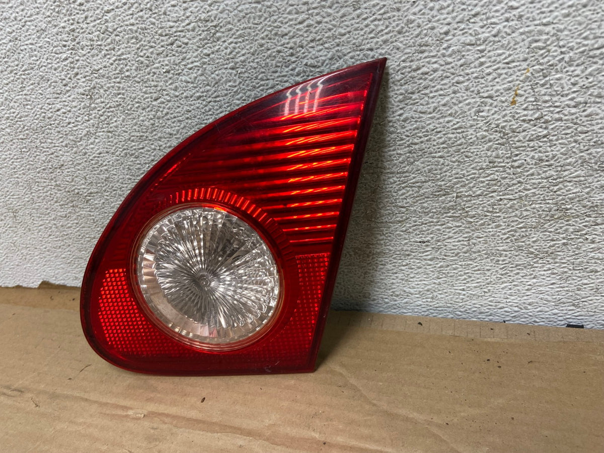 2003-2008 Toyota Corolla Inner Passenger Right RH Side Tail Light AG8286 LK2
