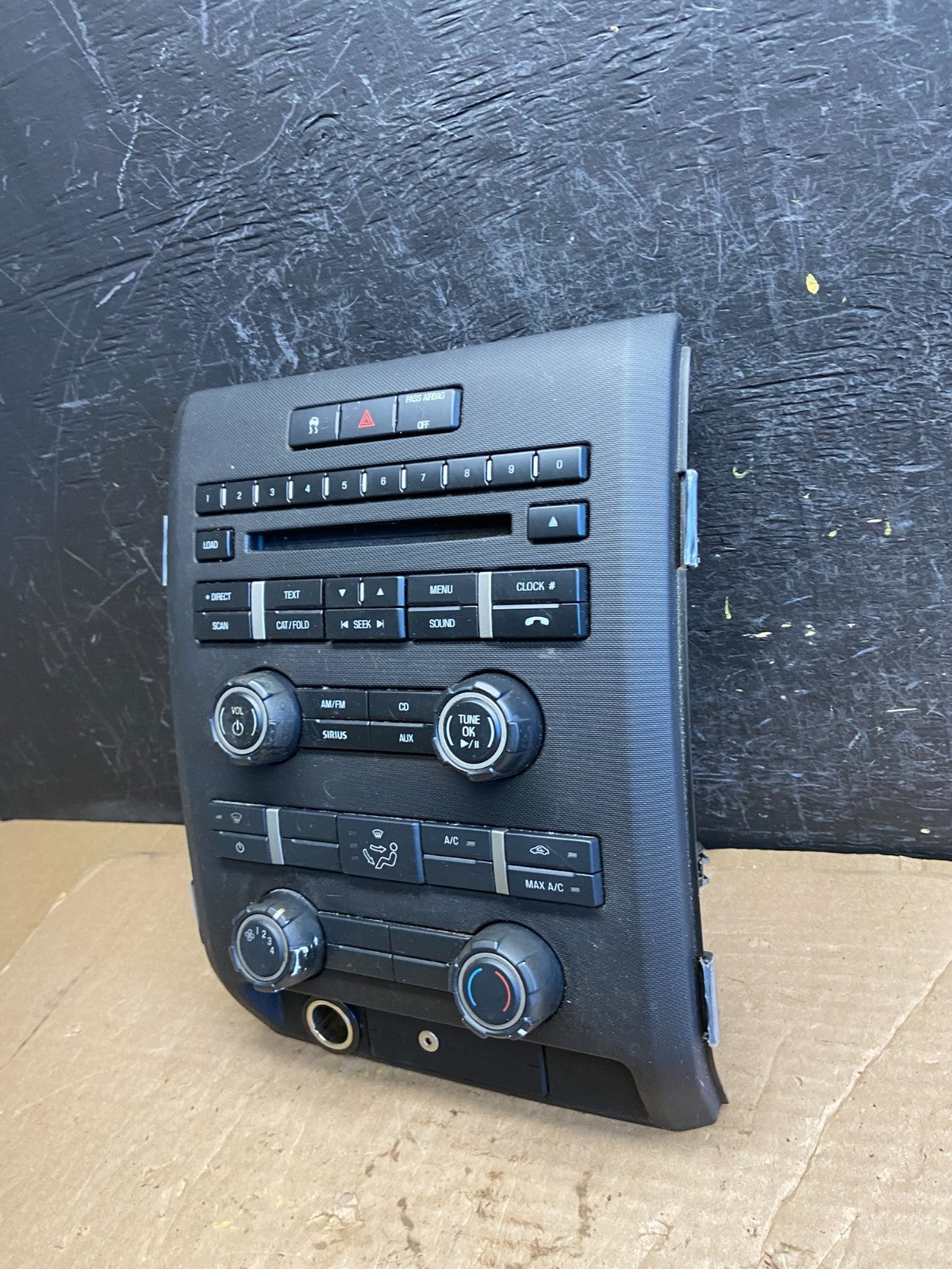 2009-2012 Ford F150 Heater Climate Control Radio Control Dash Bezel OE AF2210 DG1