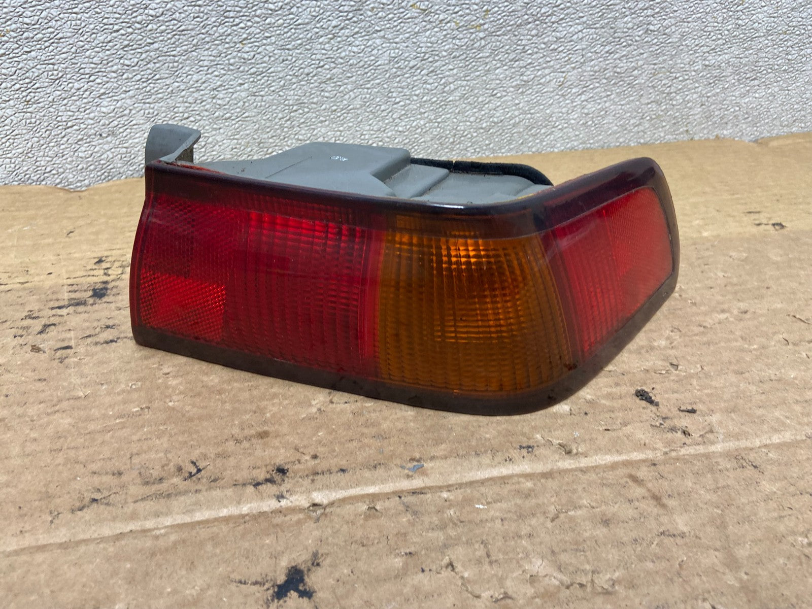 1997 1998 1999 Toyota Camry Tail Light Right Passenger Rh Side Oem AB5349 LK0