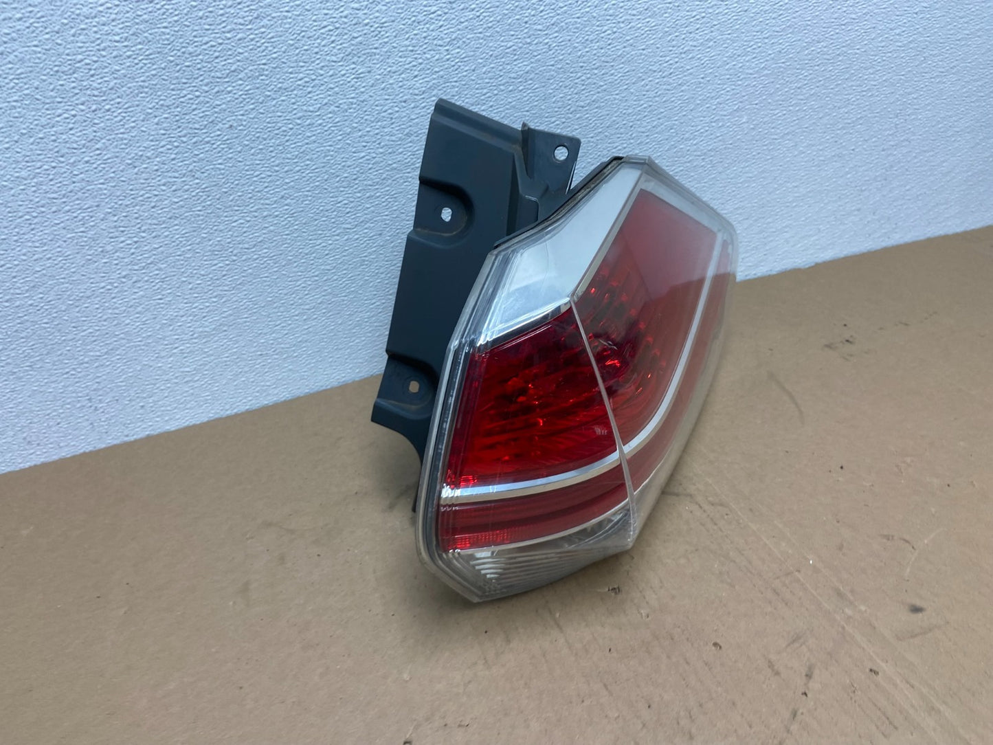 2014-2016 Nissan Rogue Right Passenger RH Side Outer Tail Light AB6343 DW2