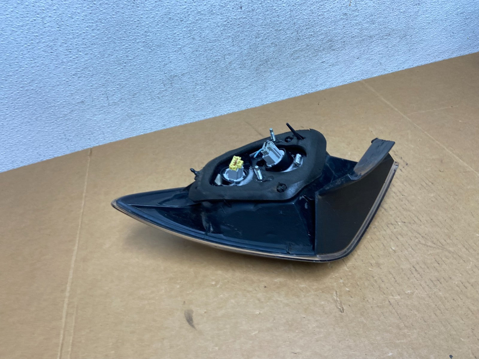 2007 2008 2009 Mazda 3 Hatchback Left Driver LH Side Tail Light AD9025 DW5