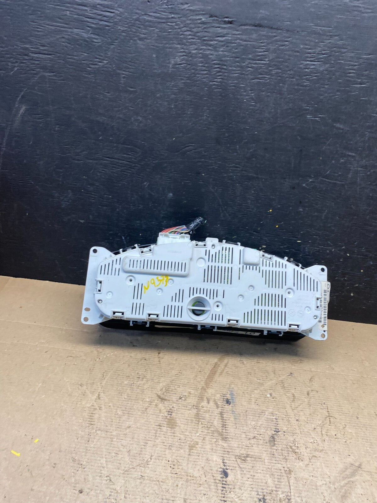 2005 Nissan Pathfinder Speedometer Cluster Gauge N9573 PS4