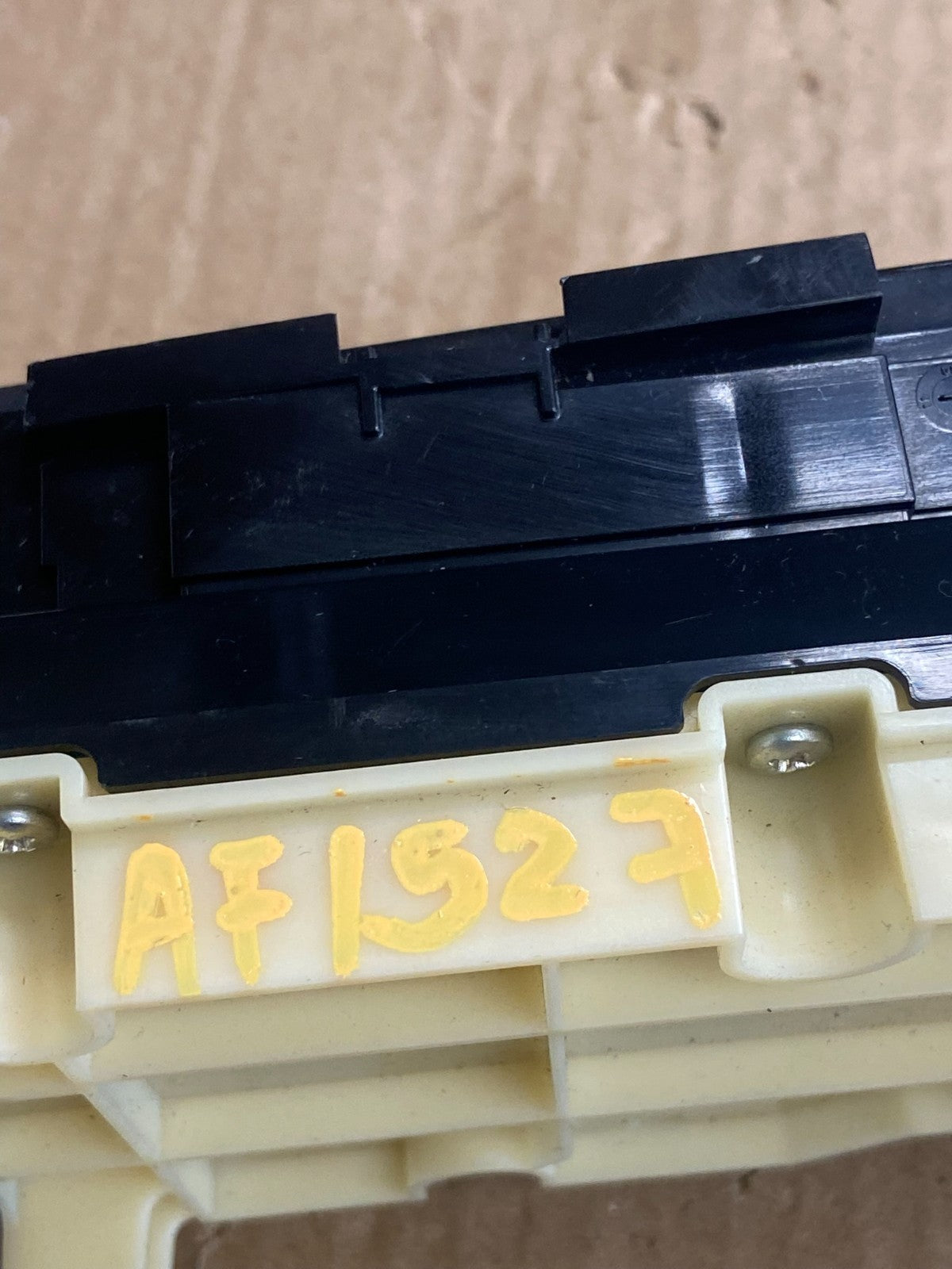 2010 to 2015 Toyota Prius A/C Heater Climate Control Unit Switch AF1527 DG6