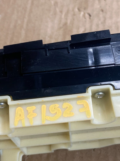 2010 to 2015 Toyota Prius A/C Heater Climate Control Unit Switch AF1527 DG6