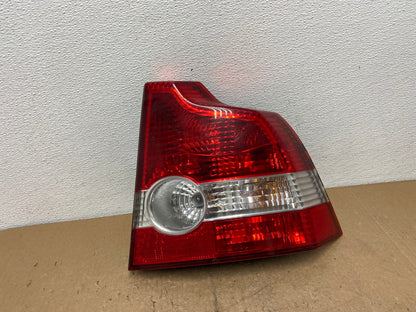 2004 to 2007 Volvo S40 Right Passenger RH Side Tail Light AC7193 LK0