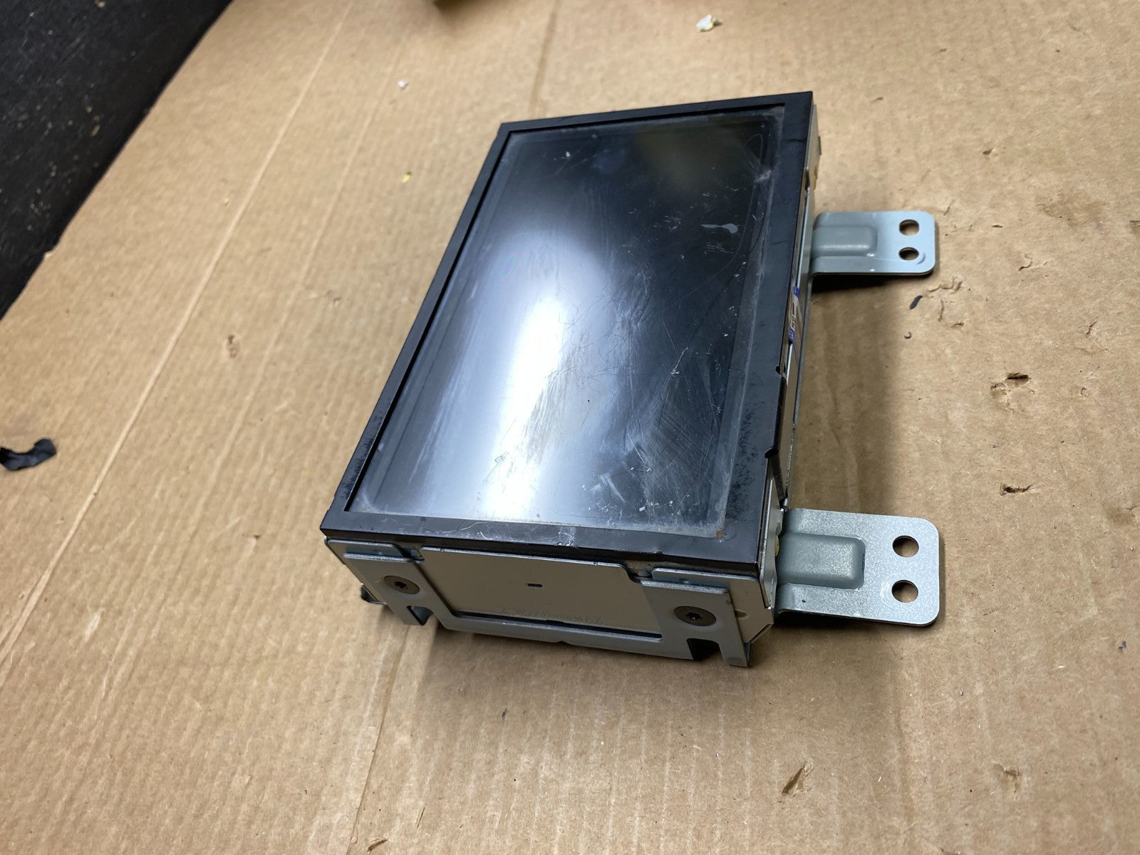 2008 to 2012 Nissan Armada QX56 Display Screen Information W0262 DG2