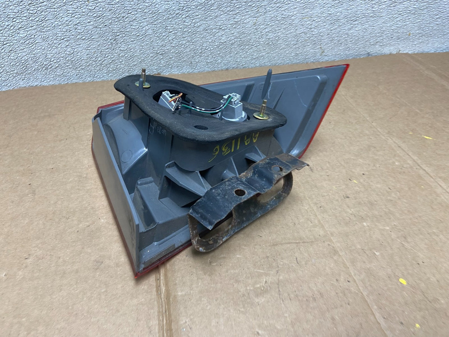 2001 2002 2003 Honda Civic Sedan Left Driver Lh Tail Light OEM AA1136 DW6