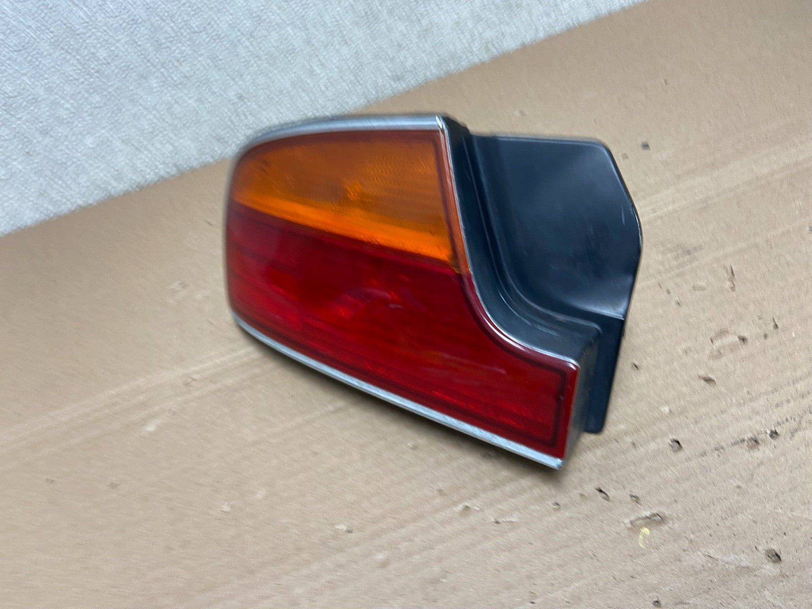 1994 1995 1996  Infiniti Q45 Left Driver Lh Side Tail Light OEM AB1046 DG1