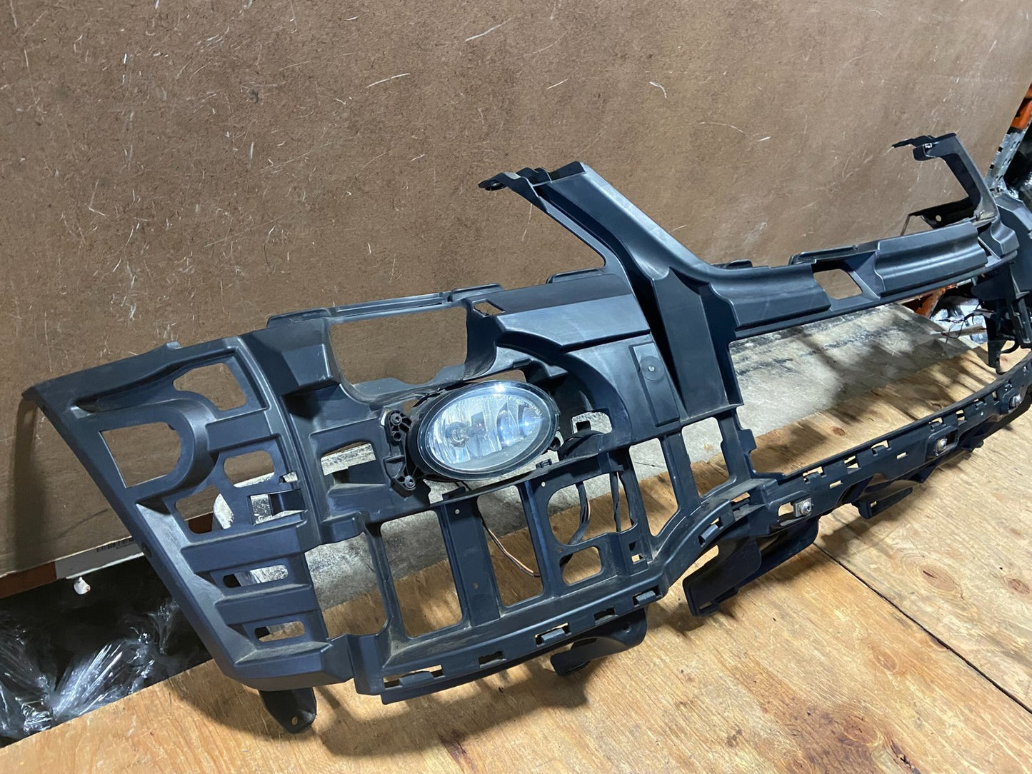 2006 to 2011 Mercedes Benz ML550 Front Bumper Reinforcement Y9816 PS1