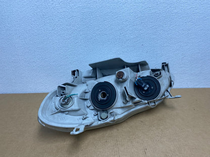 2003 to 2004 Toyota Corolla Right Passenger RH side Headlight AC1718 DW6